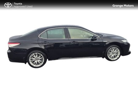 2021 Toyota Camry - photo 3
