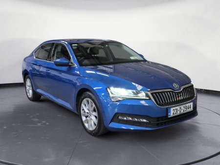 2023 Skoda Superb - photo 3