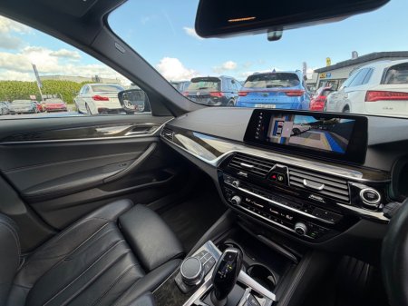2019 BMW 5-Series - photo 23