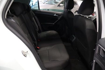 2017 Volkswagen Golf - photo 30