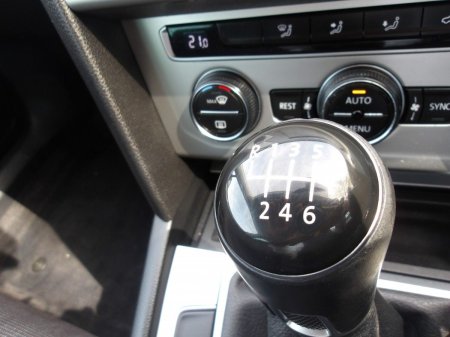 2016 Volkswagen Passat - photo 20