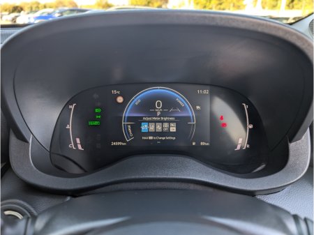 2025 Toyota Yaris Cross - photo 19