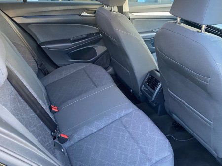 2024 Volkswagen Golf - photo 6