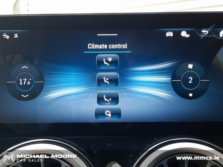 2025 Mercedes-Benz GLB - photo 14