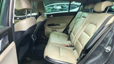 2020 Kia Sportage - photo 12