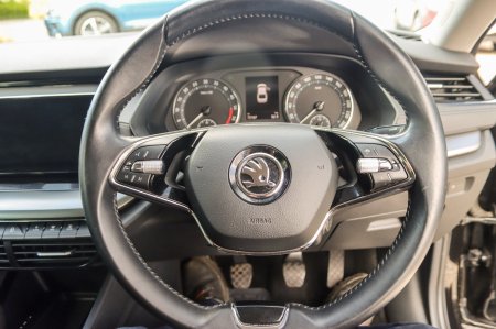 2021 Skoda Octavia - photo 12