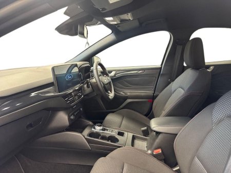 2025 Ford Focus - photo 2