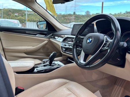 2017 BMW 5-Series - photo 28