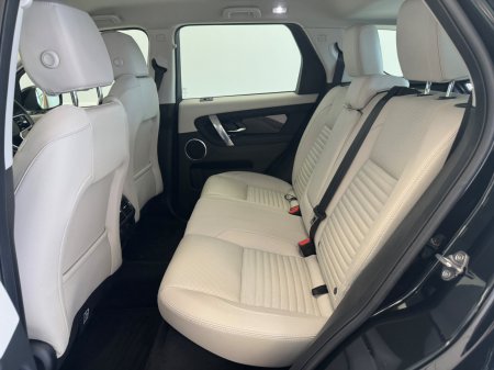 2025 Land Rover Discovery Sport - photo 7