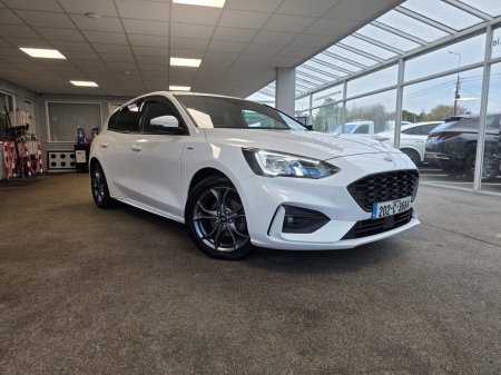 2020 Ford Focus - photo 2