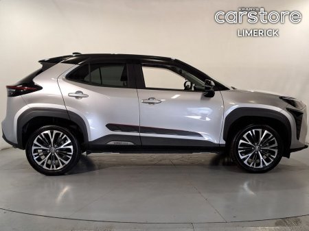 2021 Toyota Yaris Cross - photo 2