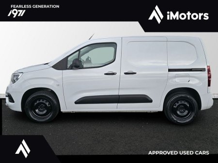 2022 Vauxhall Combo - photo 3