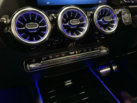 2026 Mercedes-Benz GLA - photo 11