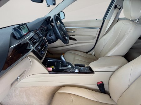 2017 BMW 3-Series - photo 17