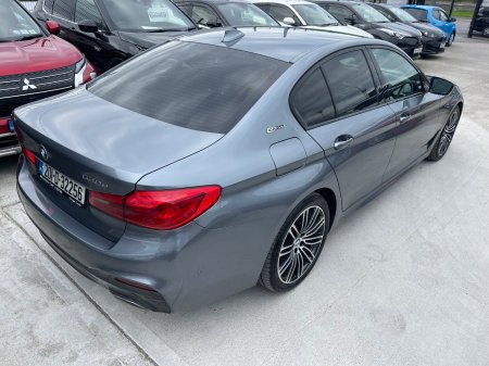 2020 BMW 5-Series - photo 6