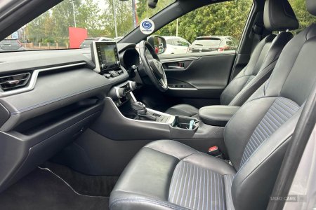 2020 Toyota RAV4 - photo 10