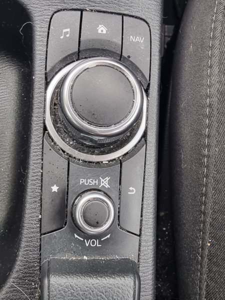 2017 Mazda Demio - photo 15