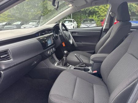 2016 Toyota Corolla - photo 6