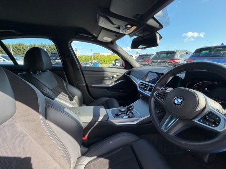 2021 BMW 3-Series - photo 16