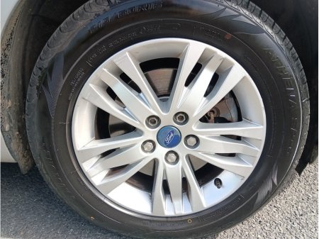 2011 Ford Galaxy - photo 7