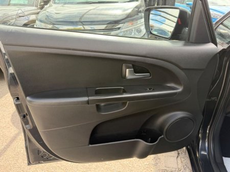 2017 Kia Venga - photo 24