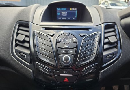 2016 Ford Fiesta - photo 15