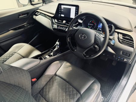 2021 Toyota C-HR - photo 9