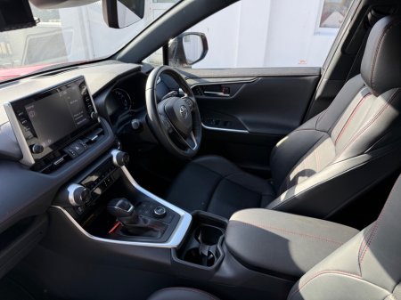 2020 Toyota RAV4 - photo 11