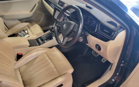 2019 Skoda Superb - photo 11