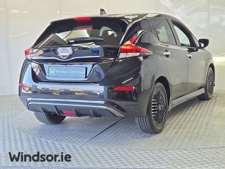 2024 Nissan Leaf - photo 2