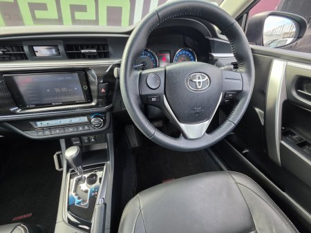 2016 Toyota Corolla - photo 18