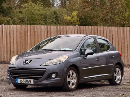 2010 Peugeot 207 - photo 4