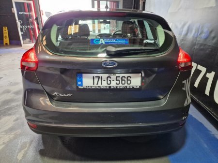 2017 Ford Focus - photo 8