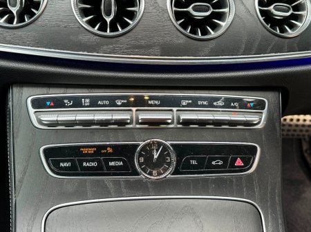 2018 Mercedes-Benz E-Class - photo 12