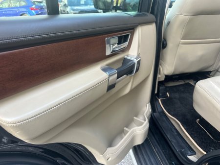 2016 Land Rover Discovery - photo 22