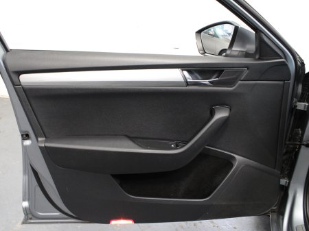 2021 Skoda Superb - photo 35