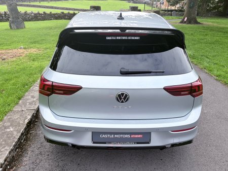 2025 Volkswagen Golf - photo 8