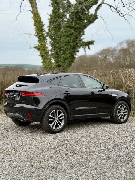 2019 Jaguar E-Pace - photo 13