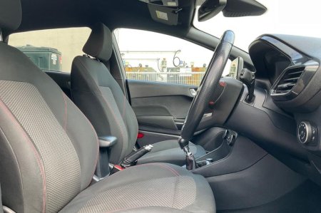 2020 Ford Fiesta - photo 17