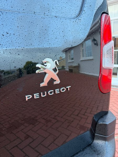2022 Peugeot Partner - photo 23