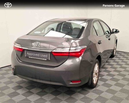 2017 Toyota Corolla - photo 2