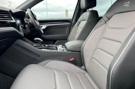 2026 Volkswagen Touareg - photo 19