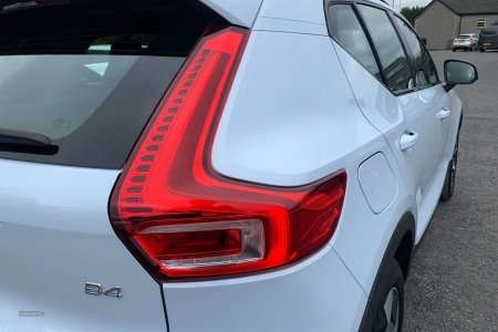 2025 Volvo XC40 - photo 10