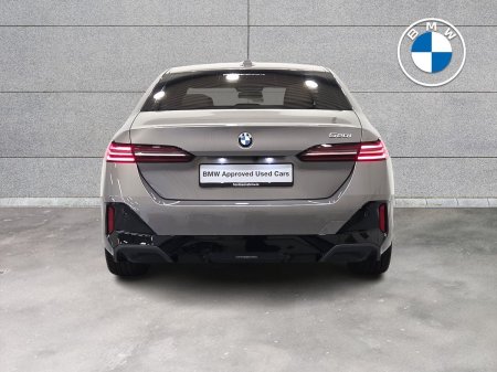 2024 BMW 5-Series - photo 15