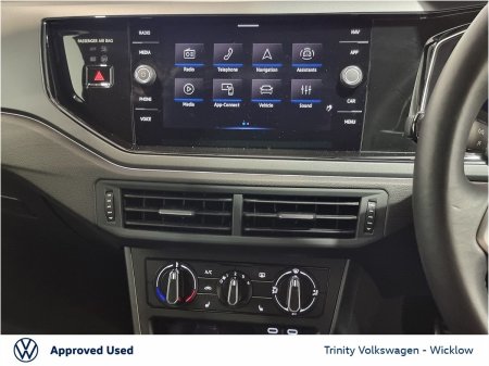 2025 Volkswagen Polo - photo 18