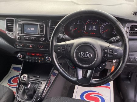 2016 Kia Carens - photo 16