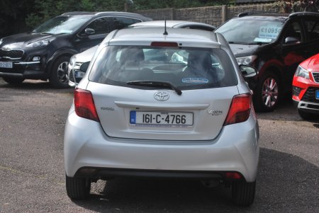 2016 Toyota Yaris - photo 5