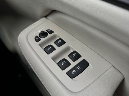 2026 Volvo V60 - photo 30