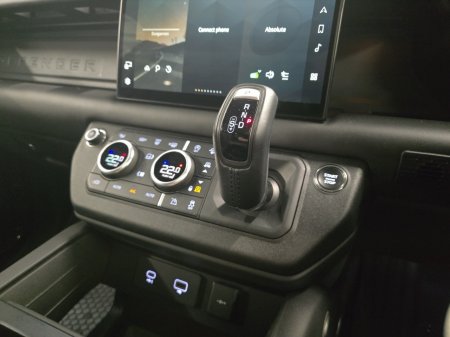 2023 Land Rover Defender - photo 13