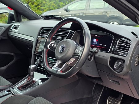 2020 Volkswagen Golf - photo 20